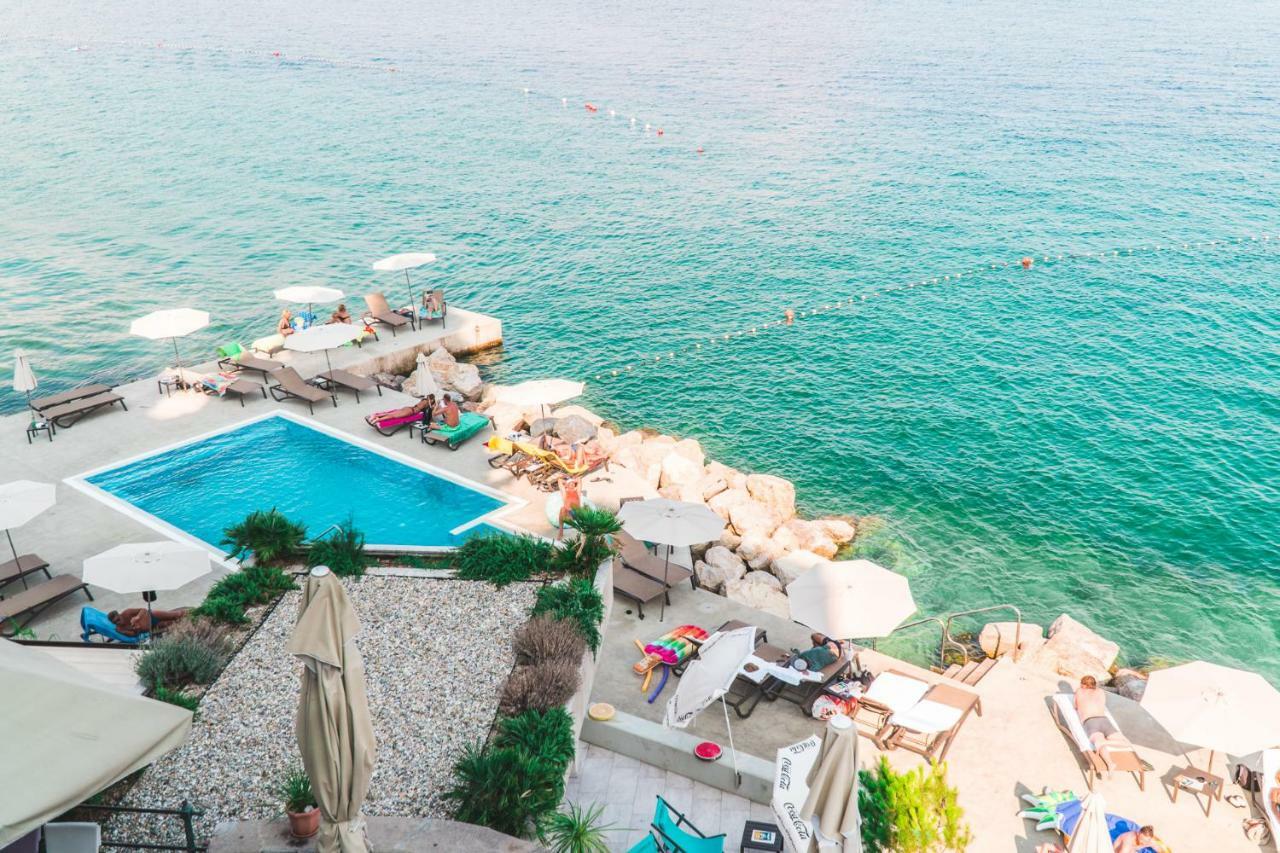 Hotel Galeb โอปาติยา ภายนอก รูปภาพ