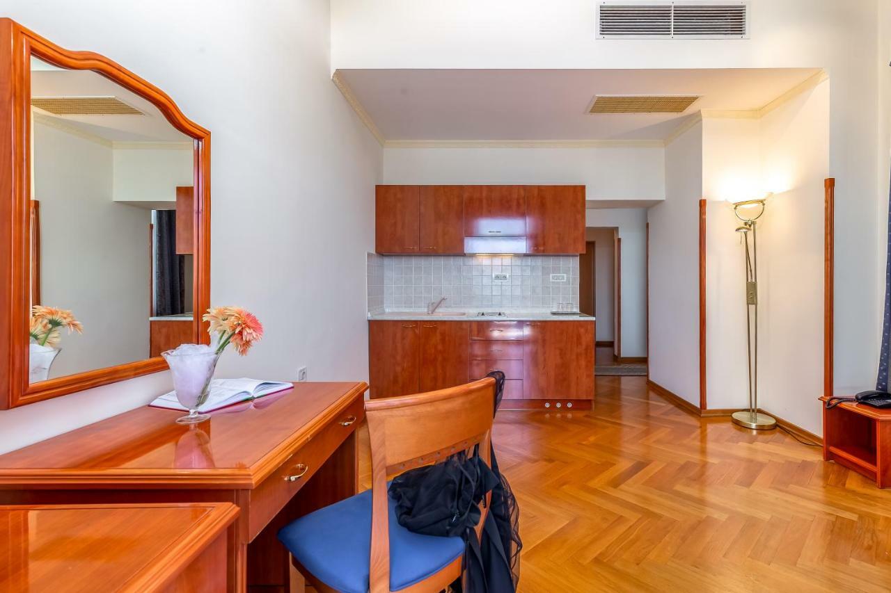 Hotel Galeb โอปาติยา ภายนอก รูปภาพ
